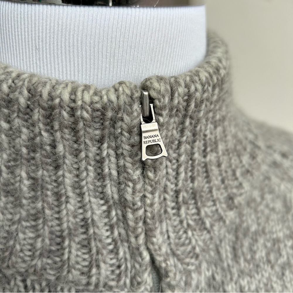 Banana Republic Alpaca Lambswool Knit Turtleneck Sweater - Picture 6 of 13